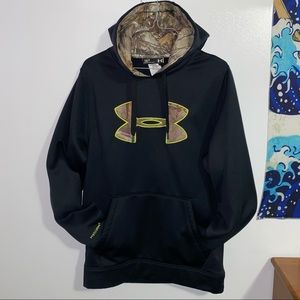 Men’s under armor pullover small